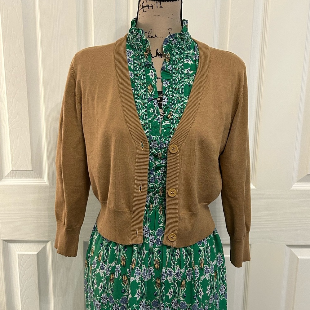 Urban Coco Women's Tan Cardigan cropped Sweater large nwt